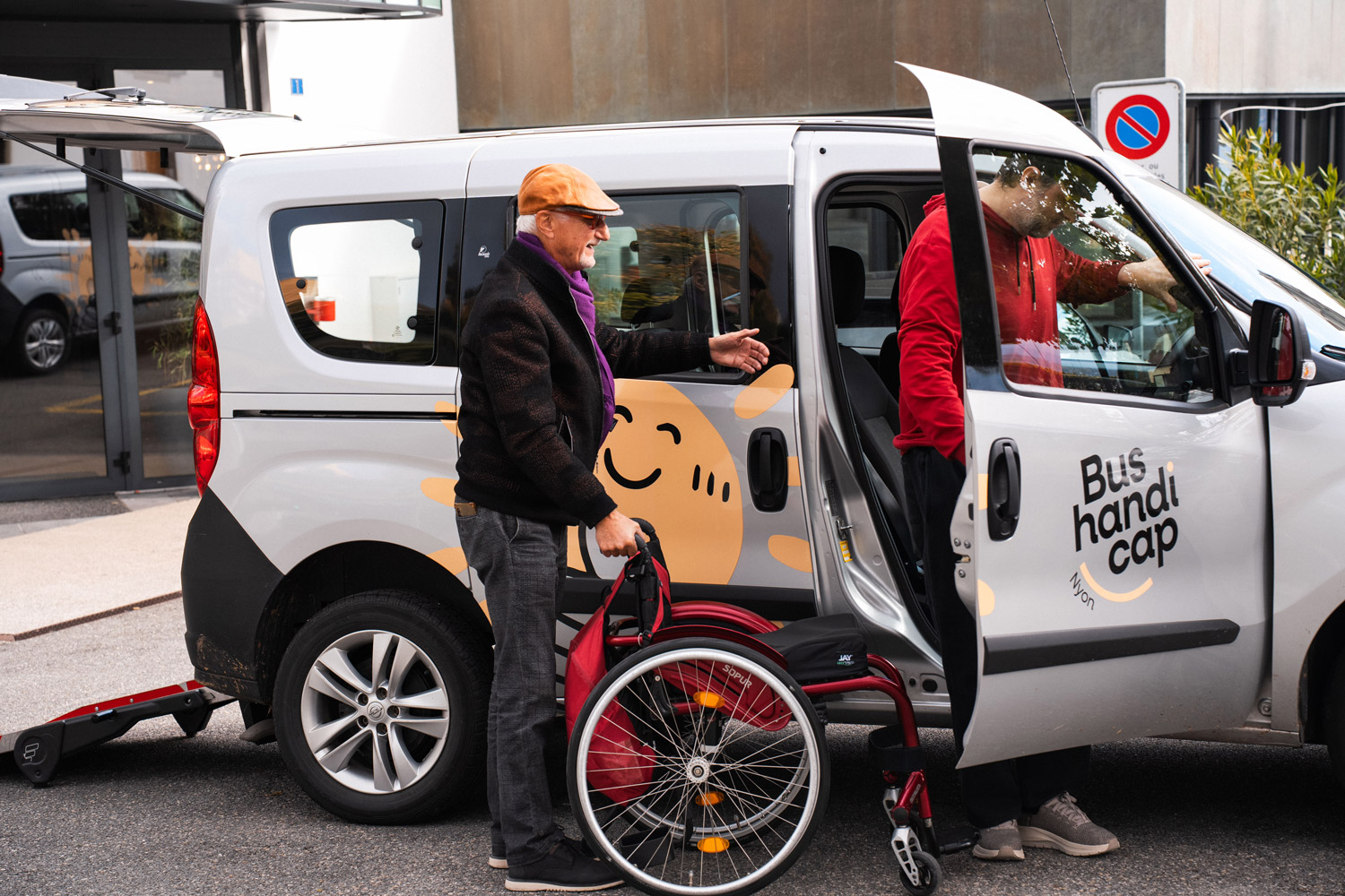 OQIO_Bus-Handicap-Nyon_Photo-2